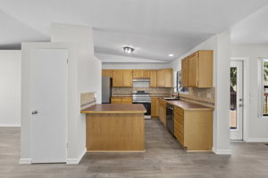 Kitchen (3)