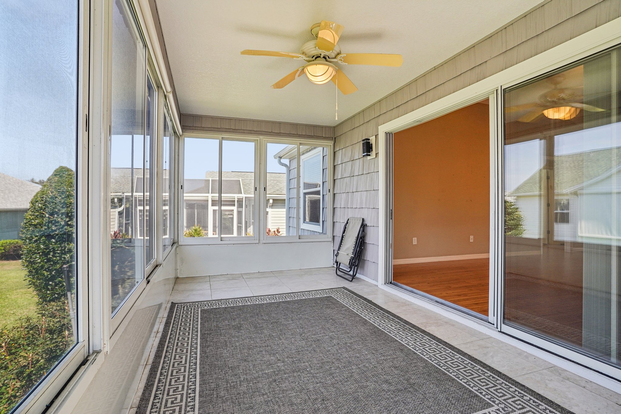 Wyatt Ave-S2410-035.jpg