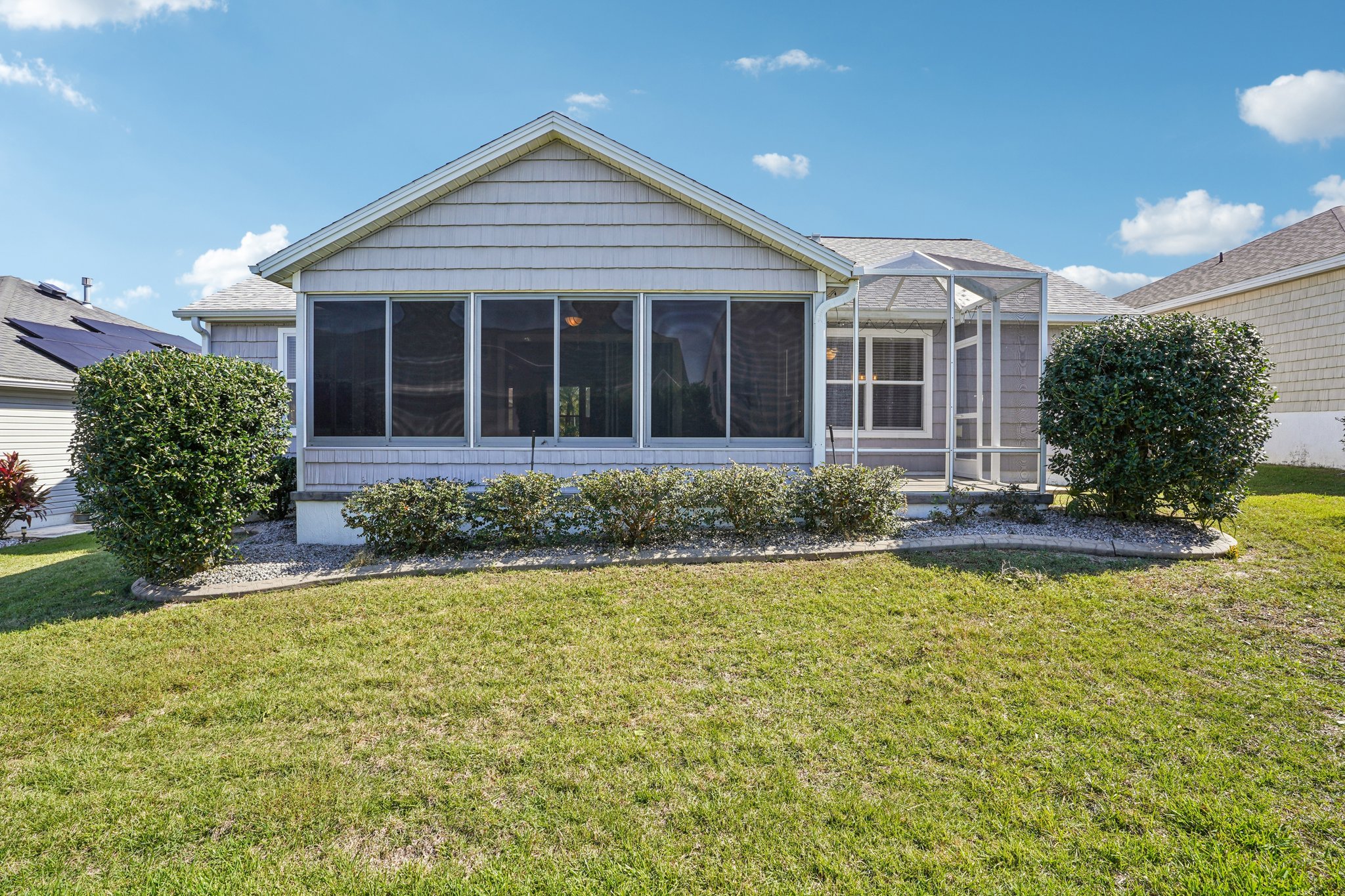 Wyatt Ave-S2410-040.jpg