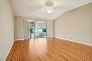 Wyatt Ave-S2410-006.jpg