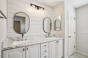 Wyatt Ave-S2410-021.jpg