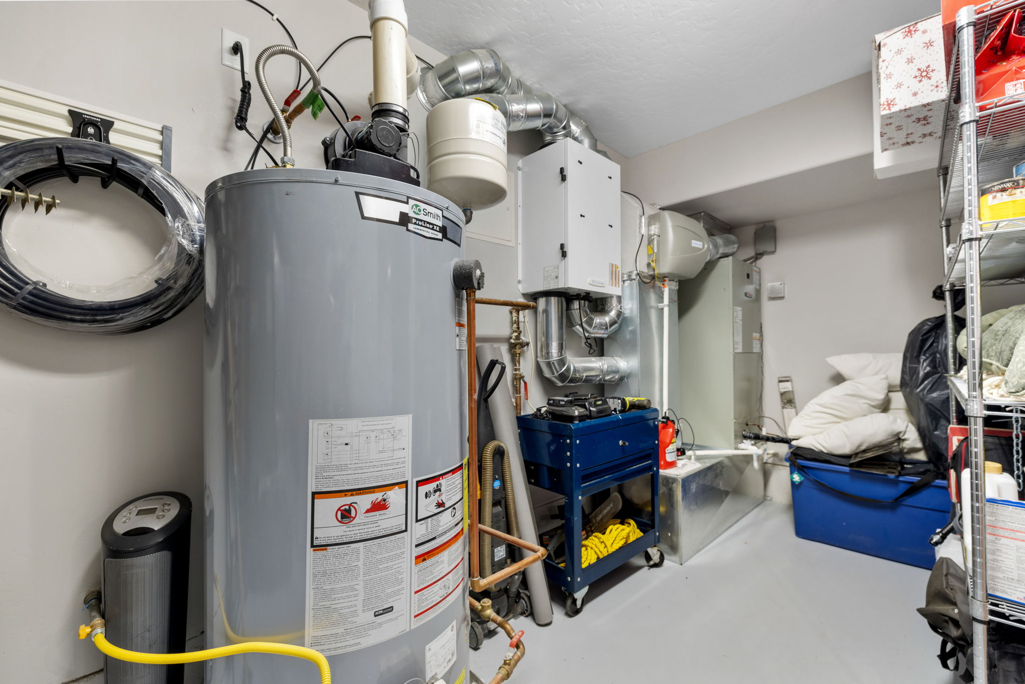 Utility Room (2)