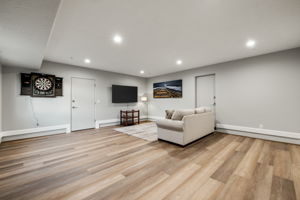 Family Room (2)