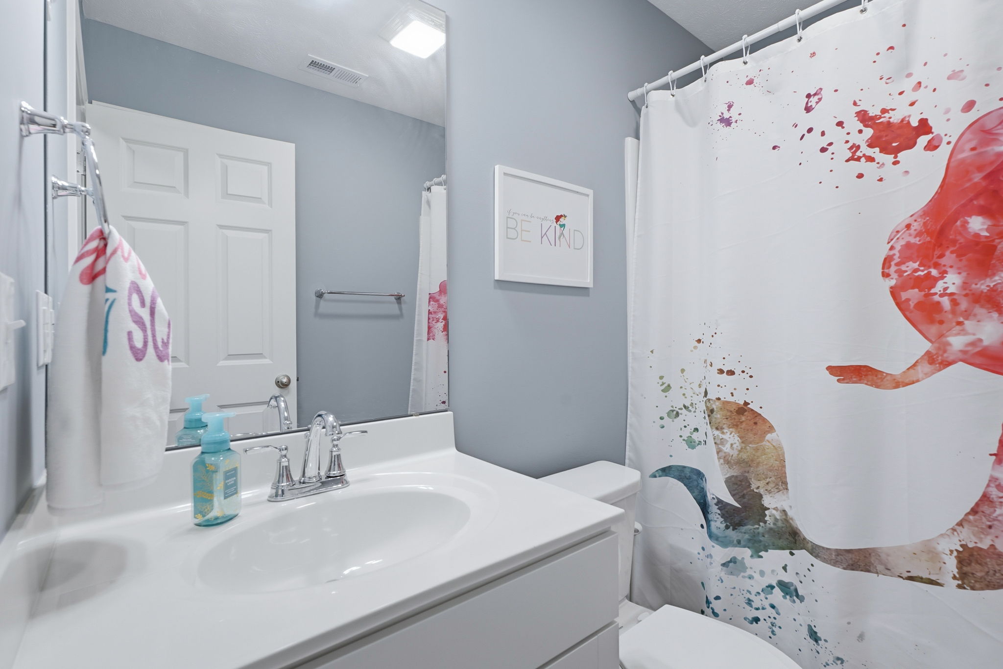 2nd Full Bathroom - Tub/Shower Combo