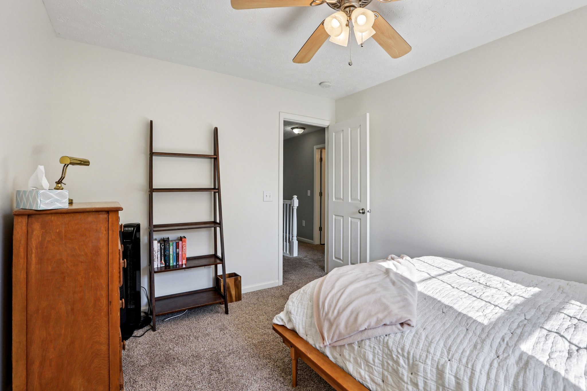 Smithfield Dr-S1609-027.jpg