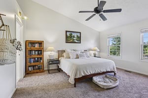 Smithfield Dr-S1609-028.jpg