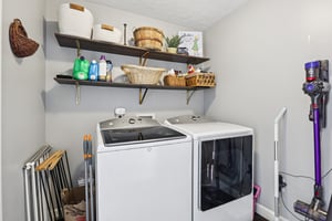 Smithfield Dr-S1609-032.jpg