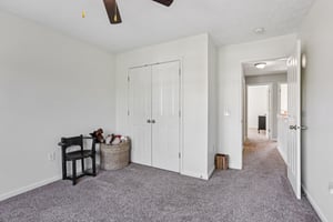 Smithfield Dr-S1609-039.jpg