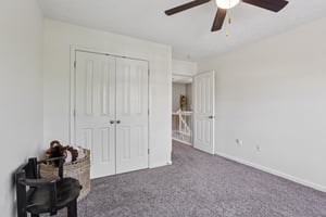 Smithfield Dr-S1609-040.jpg