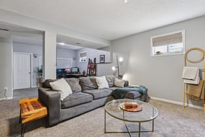 Smithfield Dr-S1609-044.jpg
