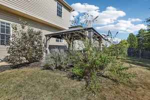 Smithfield Dr-S1609-050.jpg