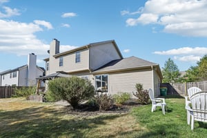 Smithfield Dr-S1609-053.jpg