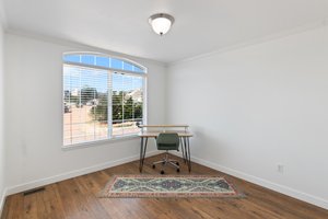 Bedroom/Office