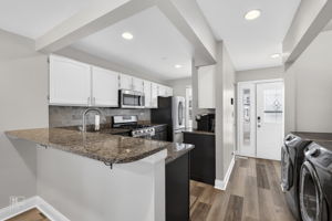  1543 Apple Grove Ln, Westmont, IL 60559_005