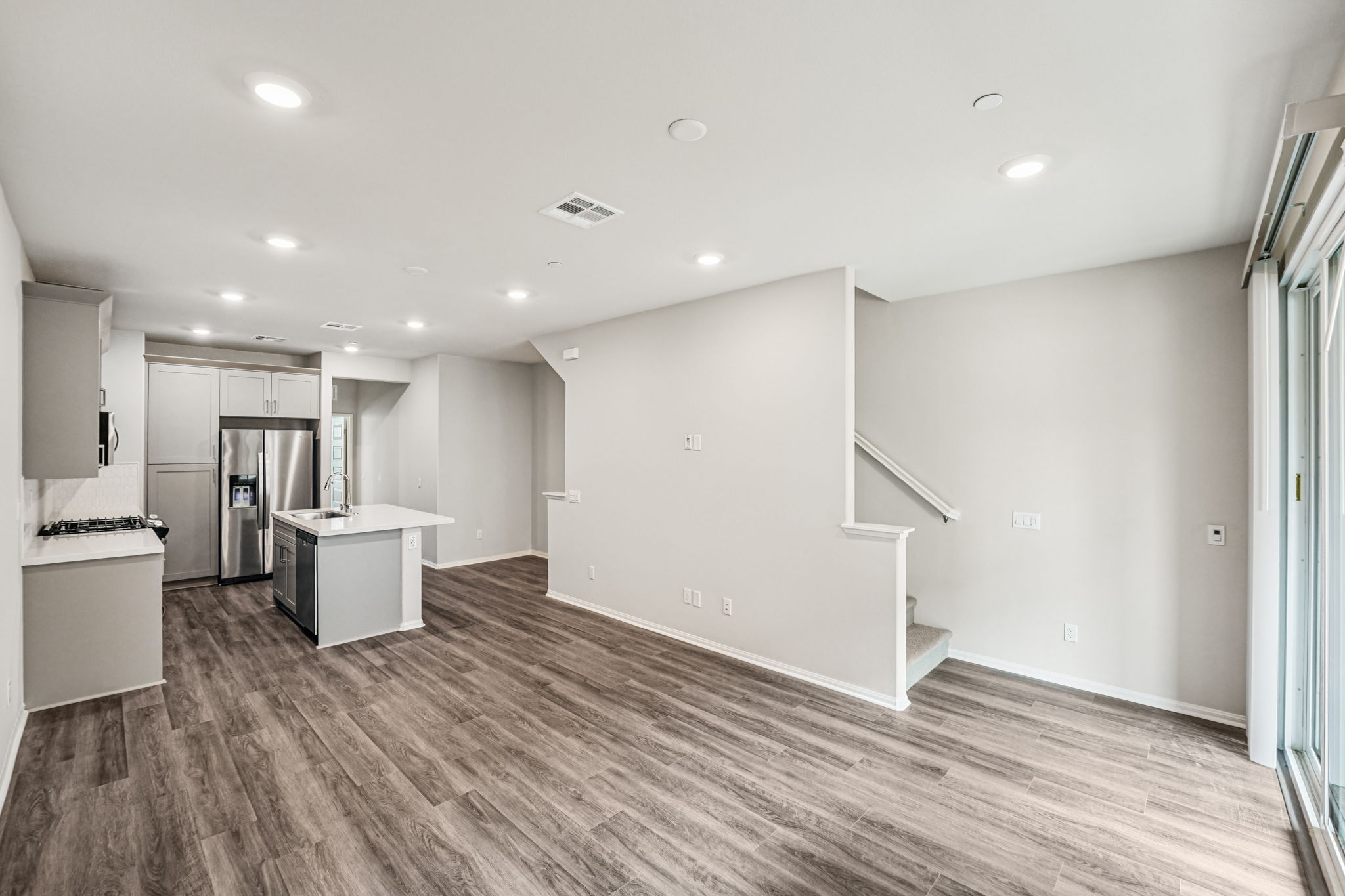 So Cal - Stratus - 1543 Stratus Dr Pomona CA 91768 - 005