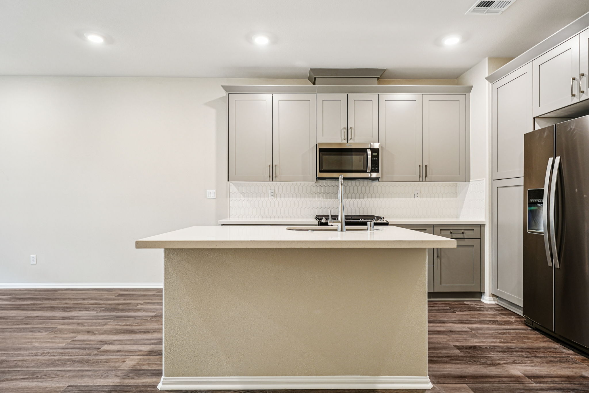 So Cal - Stratus - 1543 Stratus Dr Pomona CA 91768 - 007