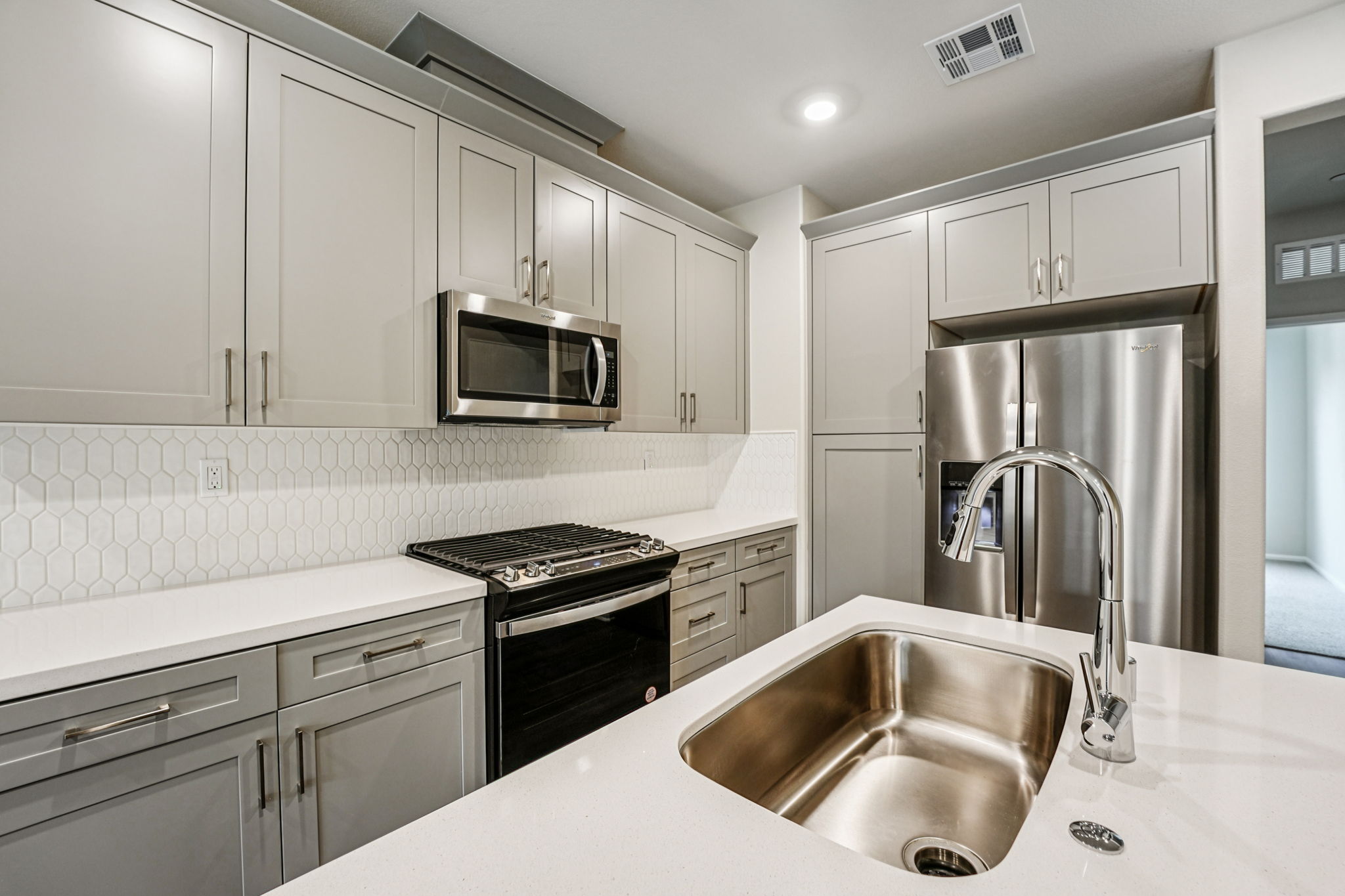 So Cal - Stratus - 1543 Stratus Dr Pomona CA 91768 - 009