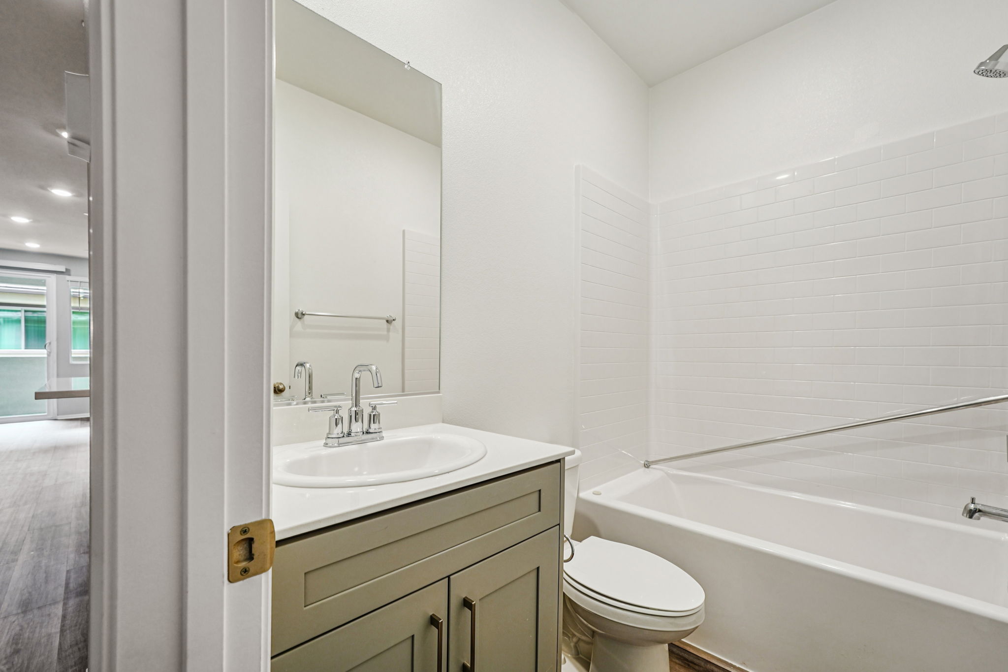 So Cal - Stratus - 1543 Stratus Dr Pomona CA 91768 - 011