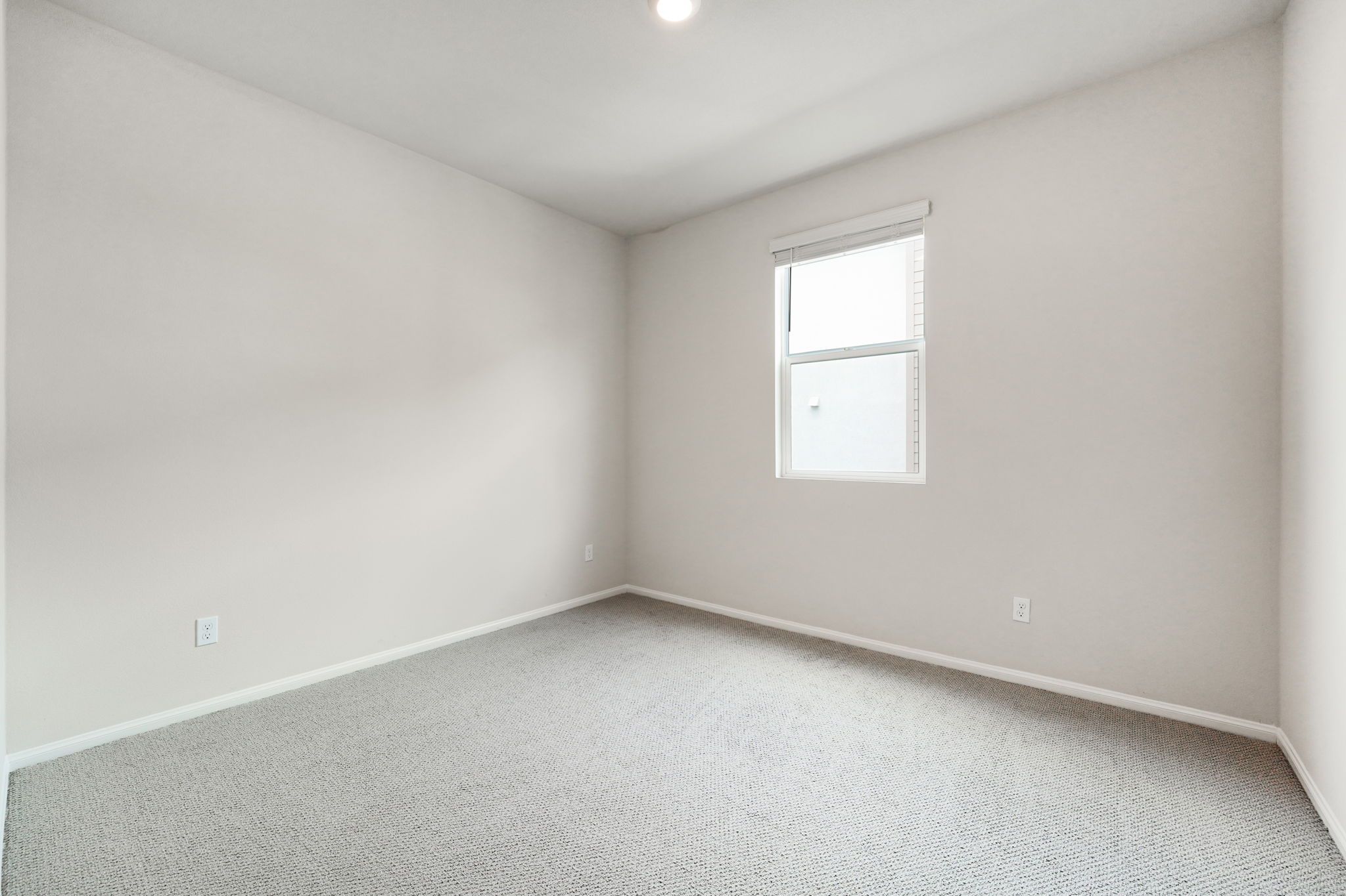 So Cal - Stratus - 1543 Stratus Dr Pomona CA 91768 - 012