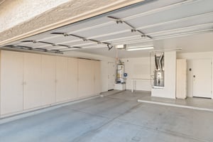 025 Garage/Cart Space.jpg