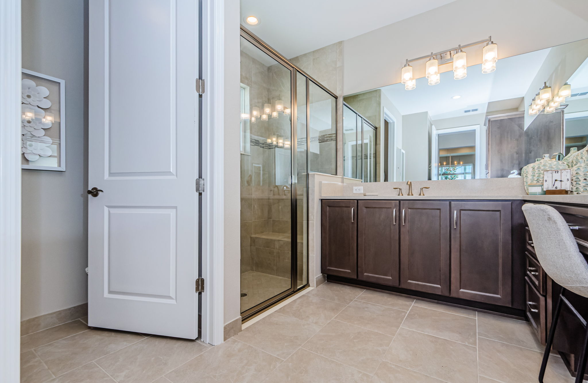Primary Bathroom 1C