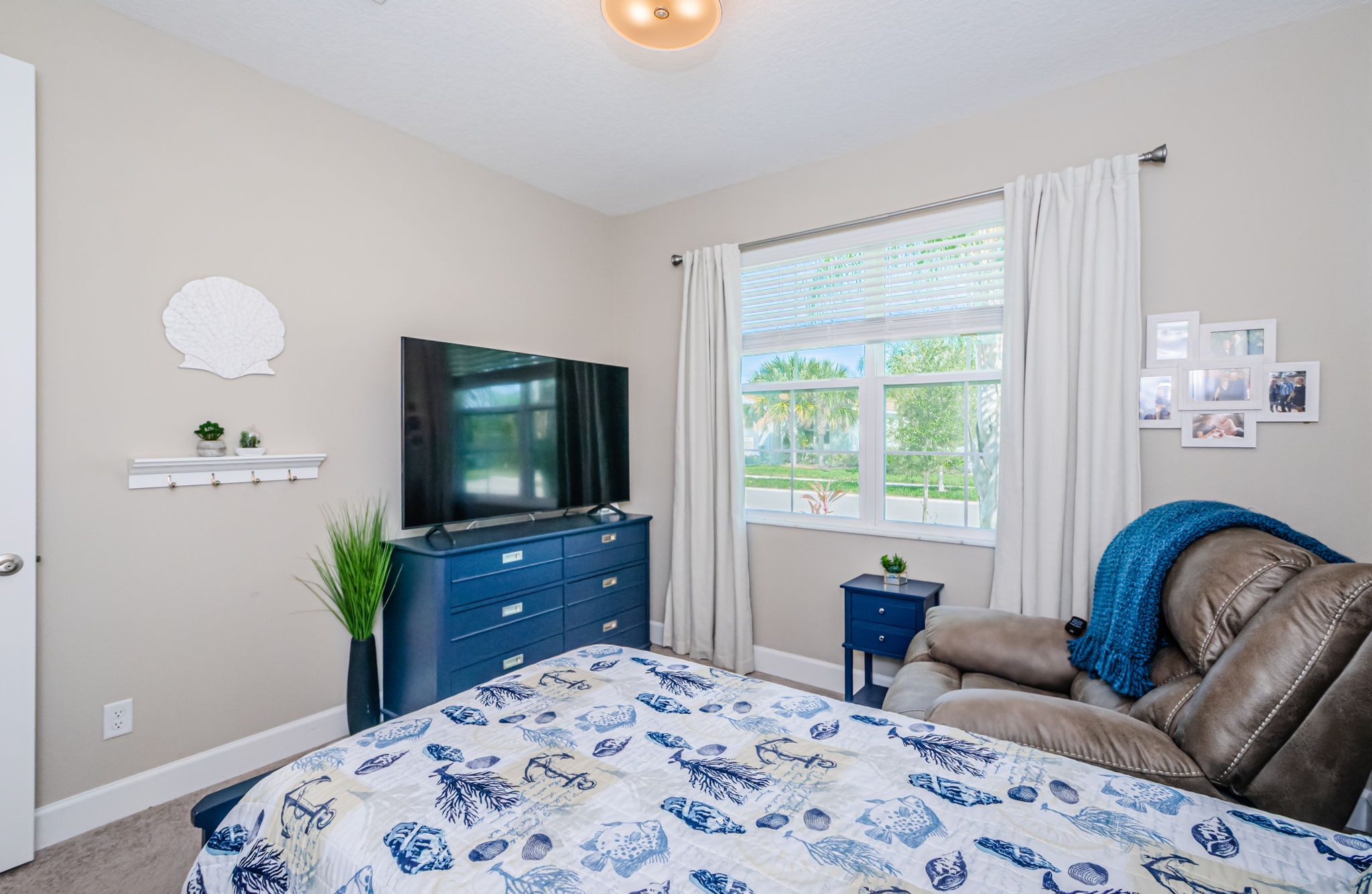Bedroom 1B