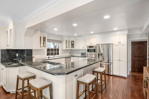 15434 Sutton Street-21.jpg