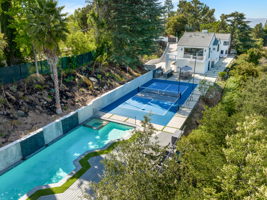 15438 Mulholland Drive-65