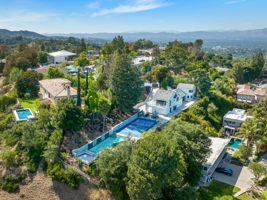 15438 Mulholland Drive-66