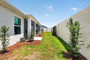 PRIVATE Rear Yard