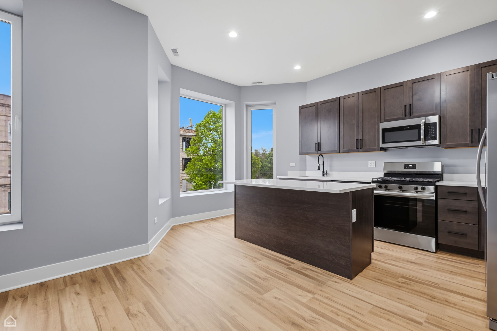 1544 S Sawyer Ave 2 - NCG_004