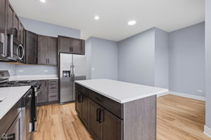 1544 S Sawyer Ave 2 - NCG_008