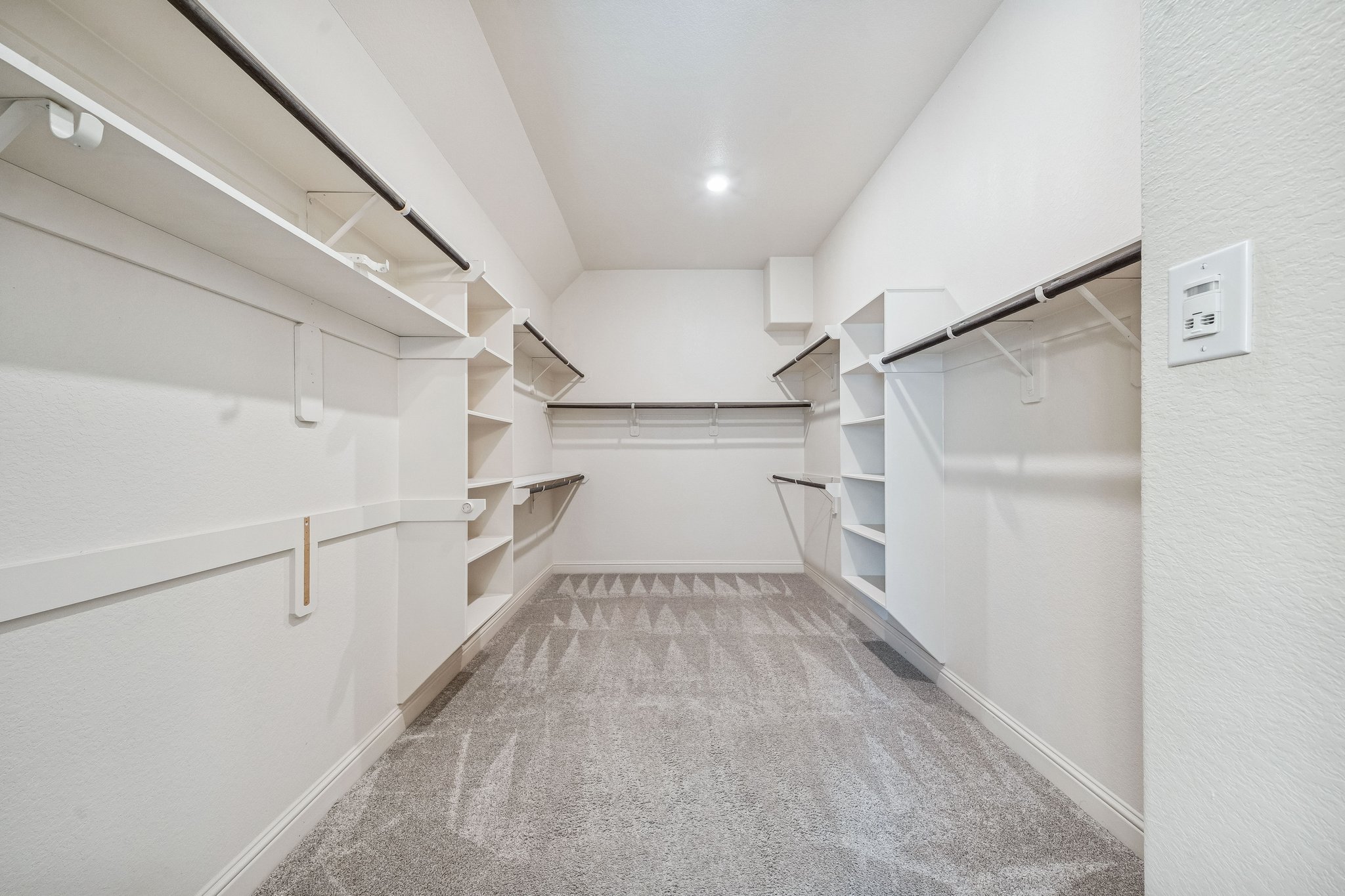 15443 Wildpoint Dr-033.jpg