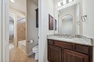 15443 Wildpoint Dr-023.jpg