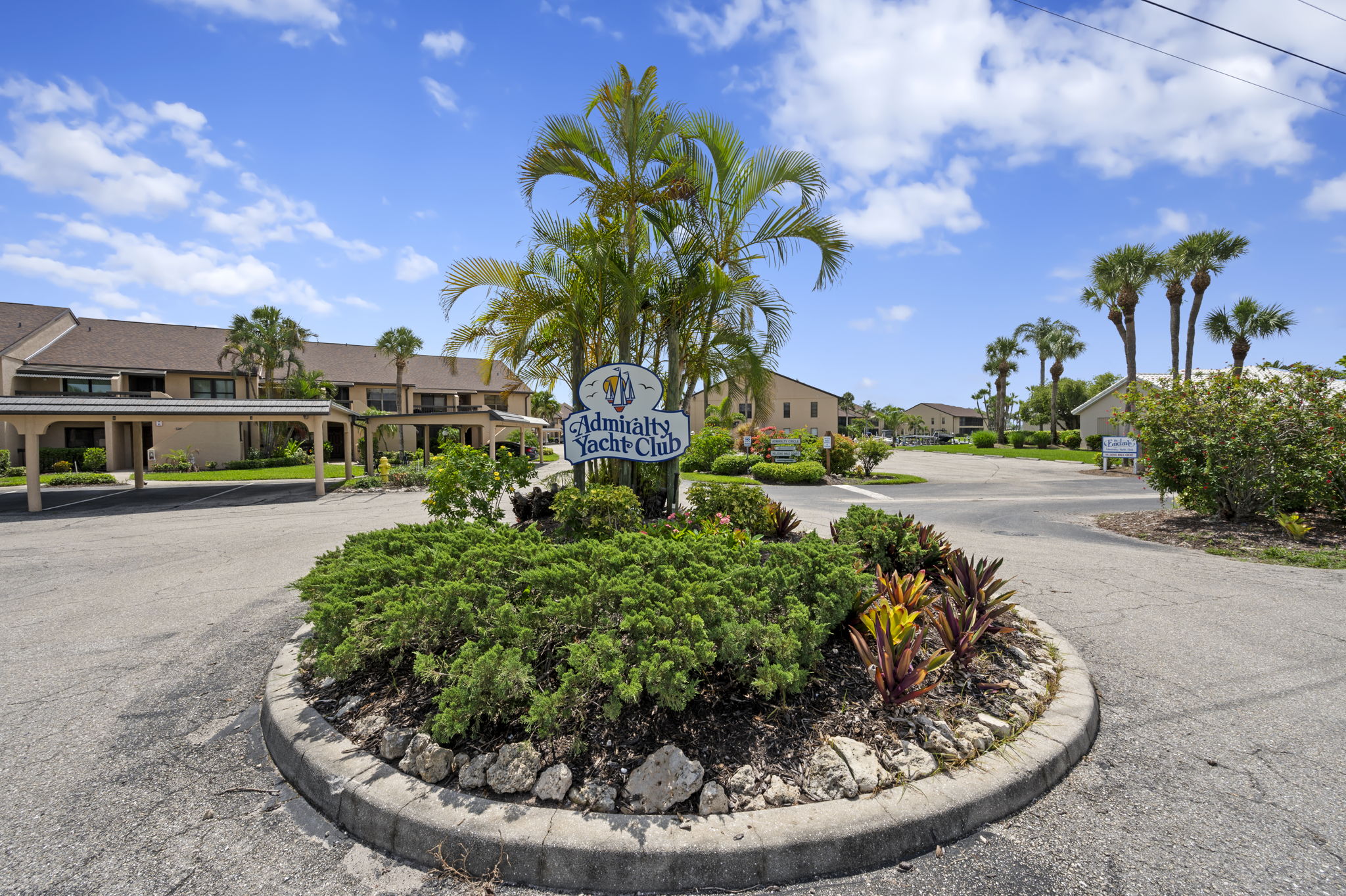 15444 Admiralty Cir 10, North Fort Myers, FL 33917 | Professional View ...