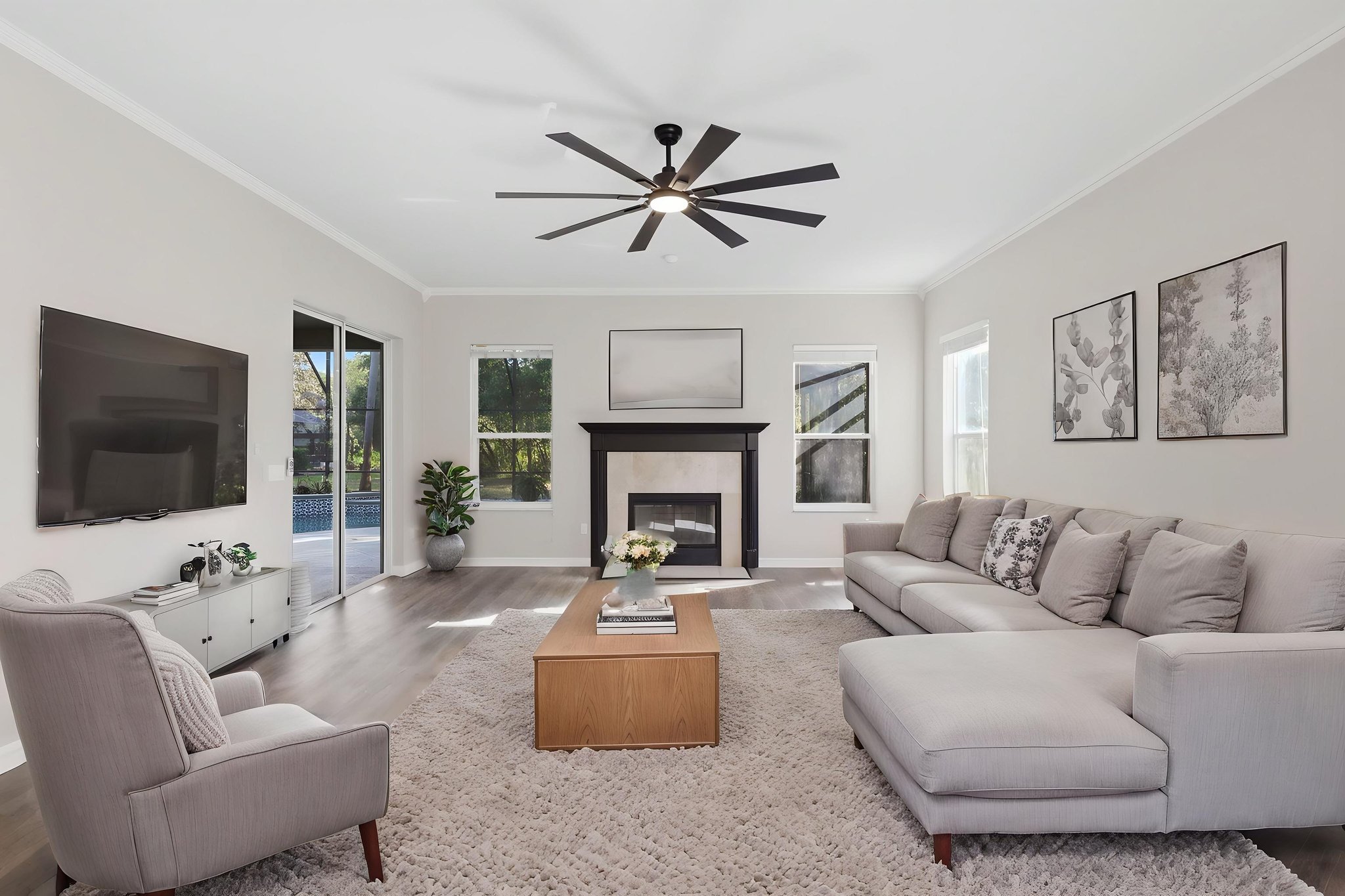 6Y8A6638 virtually staged.jpeg