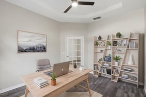 6Y8A6573 virtually staged.jpeg