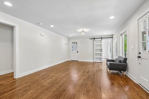 Foote St NE-S0306-007.jpg