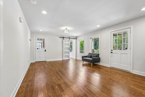 Foote St NE-S0306-008.jpg
