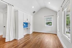 Foote St NE-S0306-017.jpg