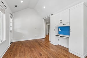 Foote St NE-S0306-018.jpg