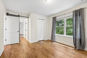 Foote St NE-S0306-020.jpg