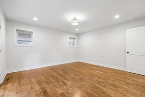 Foote St NE-S0306-032.jpg