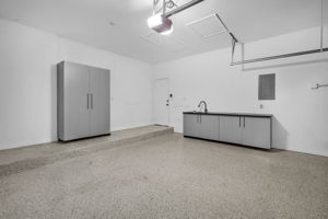  Photo 49