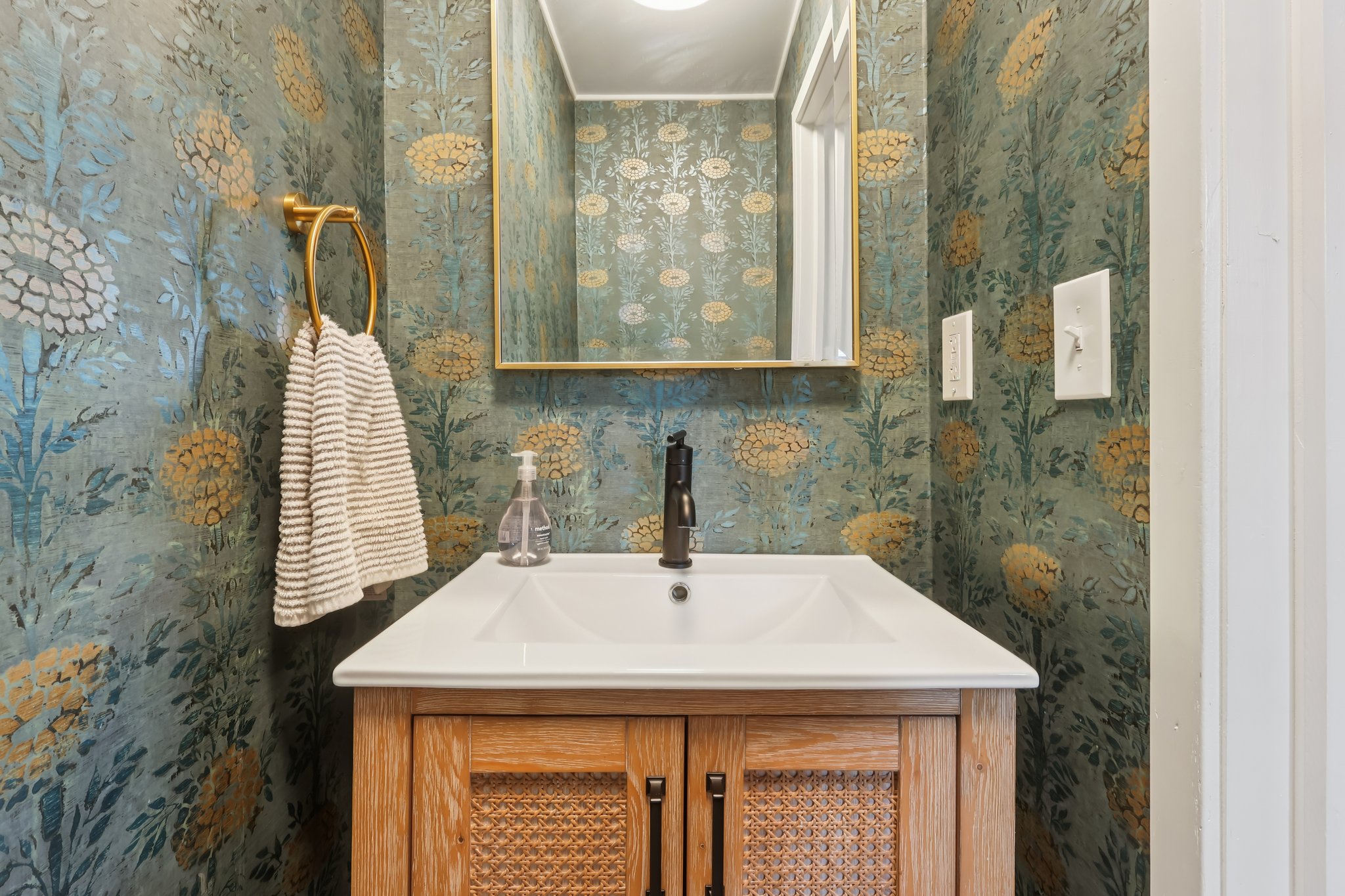 Rockway Ave-S2003-017.jpg