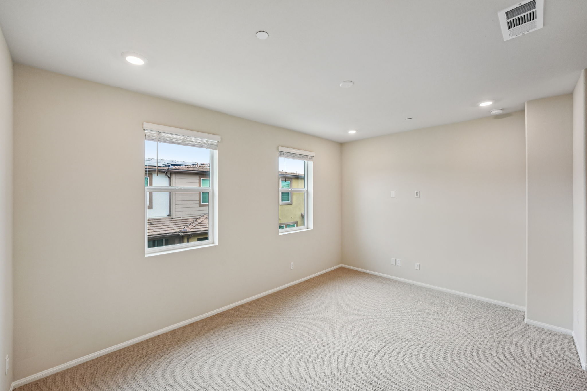 So Cal - Stratus - 1545 Stratus Dr Pomona CA 91768 - 013