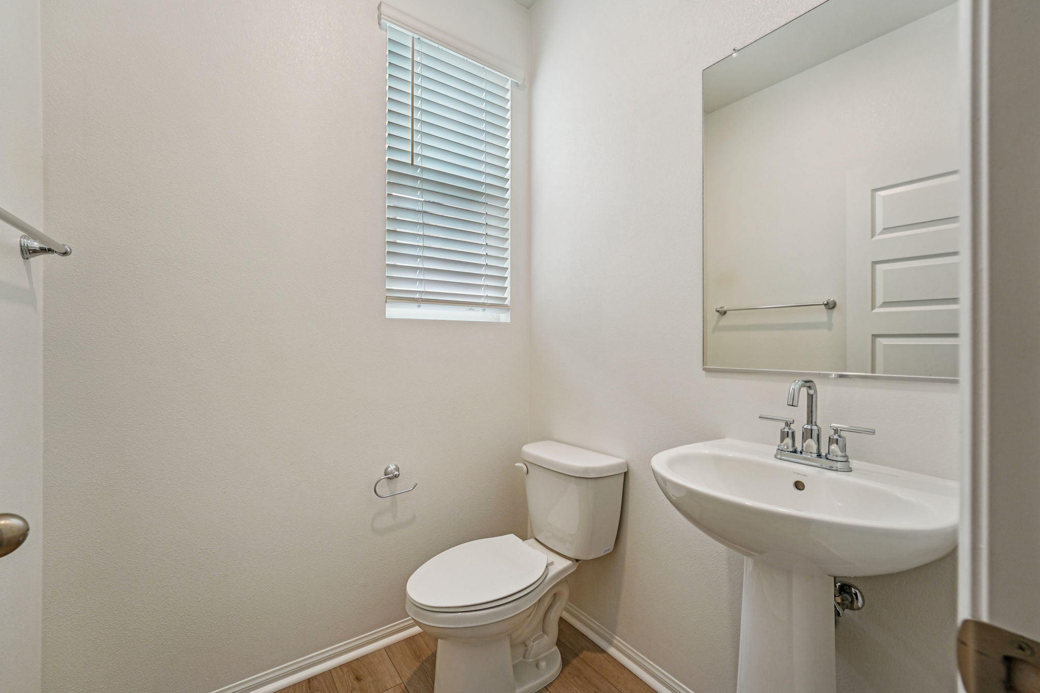 So Cal - Stratus - 1545 Stratus Dr Pomona CA 91768 - 022