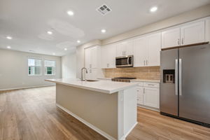 So Cal - Stratus - 1545 Stratus Dr Pomona CA 91768 - 008