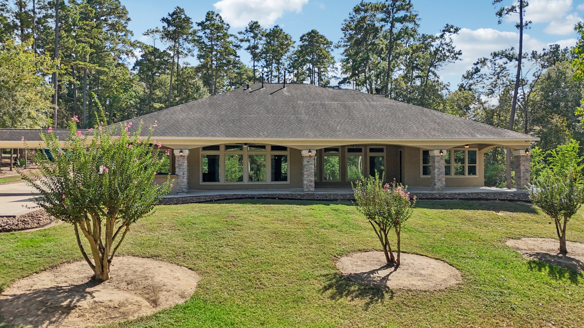 Shady Oaks Dr-S0810-061.jpg