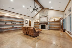 Shady Oaks Dr-S0810-012.jpg